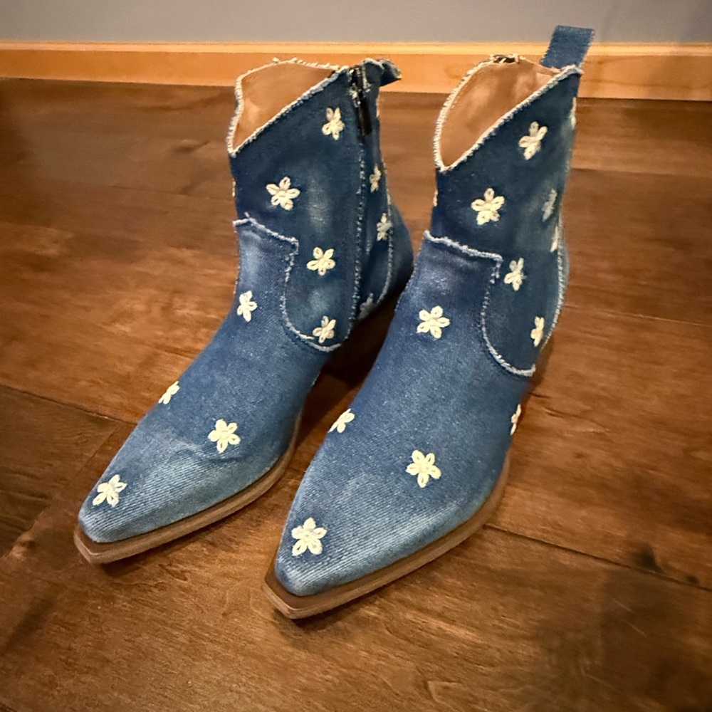 Sundance Blue Floral Ankle Boots